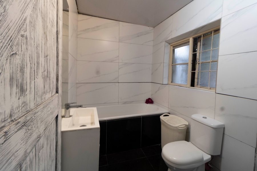 3 Bedroom Property for Sale in Rugby Western Cape